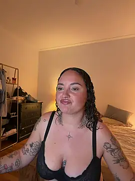 Snapshot of Orgasmille chatting on July 7, 2026, 8:35 pm Orgasmille online show from July 7, 2026, 8:35 pm