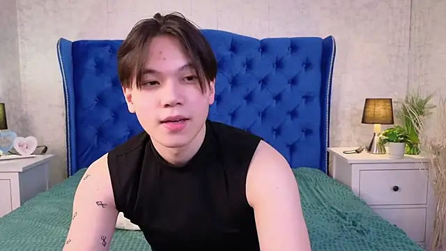 Snapshot of just_gay_ chatting on March 6, 2025, 11:31 pm just gay online show from March 6, 2025, 11:31 pm