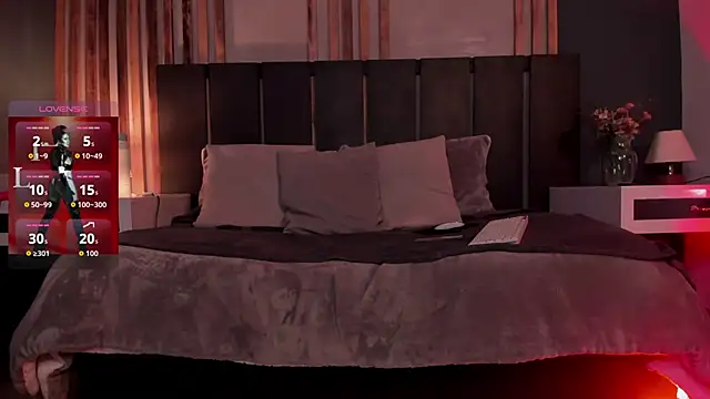 Snapshot of Lilith_Ember1 chatting on April 1, 2026, 1:23 pm Lilith Ember1 online show from April 1, 2026, 1:23 pm