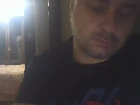 NAvoglia online show from October 26, 2025, 8:04 pm