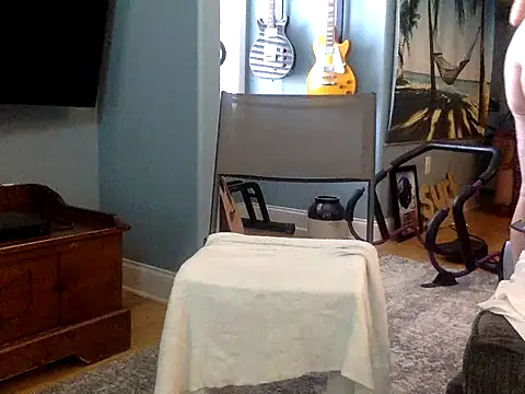 sissyboijamie1313 online show from December 4, 2025, 5:43 pm