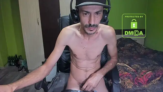 Snapshot of BigCumShoot chatting on October 14, 2025, 6:03 am BigCumShoot online show from October 14, 2025, 6:03 am