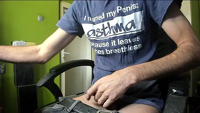 Snapshot of BigCumShoot chatting on February 2, 2026, 8:24 am BigCumShoot online show from February 2, 2026, 8:24 am