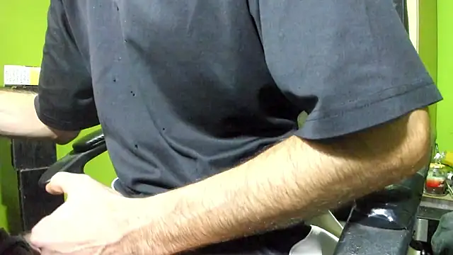 Snapshot of BigCumShoot chatting on February 5, 2026, 7:24 am BigCumShoot online show from February 5, 2026, 7:24 am