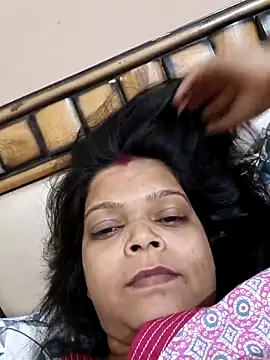 Snapshot of Babybird chatting on February 19, 2025, 6:10 pm Babybird online show from February 19, 2025, 6:10 pm