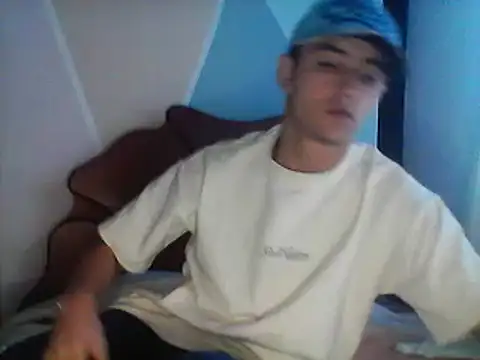 Snapshot of daimon_king05 chatting on March 10, 2025, 5:07 pm daimon king05 online show from March 10, 2025, 5:07 pm