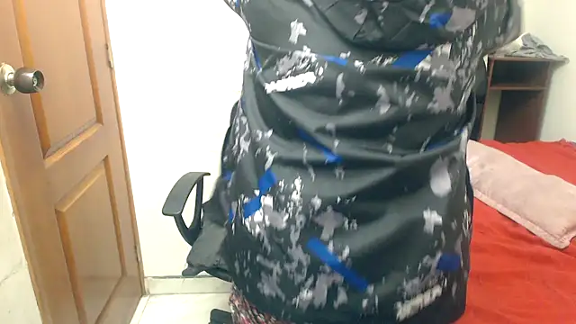 Siblleyx online show from March 15, 2025, 5:04 pm