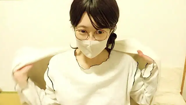 Snapshot of RIO_o0 chatting on February 4, 2026, 1:28 pm RIO o0 online show from February 4, 2026, 1:28 pm