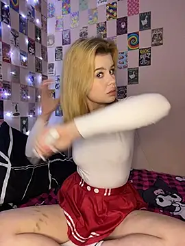 Snapshot of RozaliyRi chatting on January 31, 2025, 9:37 am RozaliyRi online show from January 31, 2025, 9:37 am