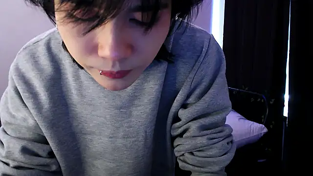 Snapshot of rennnuts chatting on March 22, 2025, 12:57 pm rennnuts online show from March 22, 2025, 12:57 pm