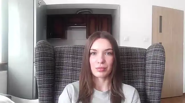 aurora lust online show from February 28, 2025, 10:41 am