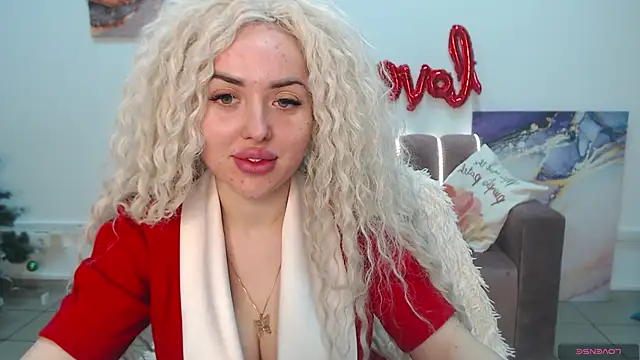 Snapshot of MissisCaty chatting on February 5, 2025, 7:42 pm MissisCaty online show from February 5, 2025, 7:42 pm