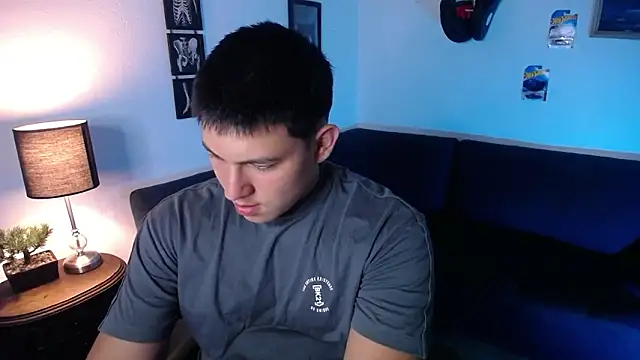 JamesCr  online show from March 16, 2026, 1:33 am