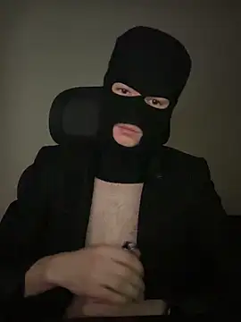 jaketwinkk online show from November 14, 2025, 7:45 pm