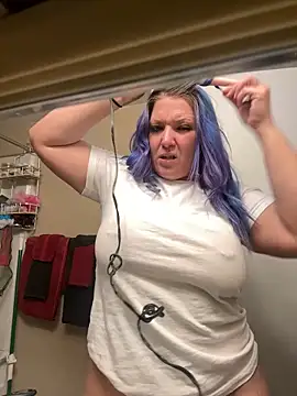 Snapshot of coco_banks chatting on March 23, 2025, 4:16 am coco banks online show from March 23, 2025, 4:16 am