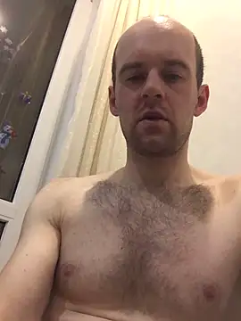 LynnAhNight online show from November 20, 2025, 3:39 am