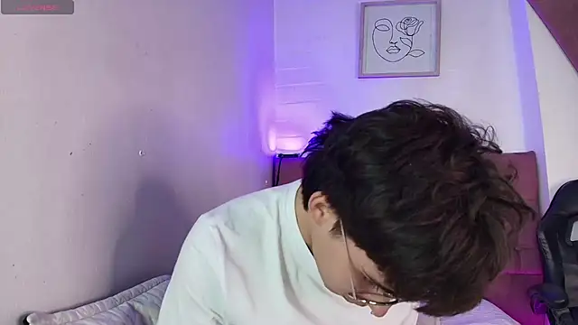 PepperTwink online show from November 5, 2025, 4:29 pm