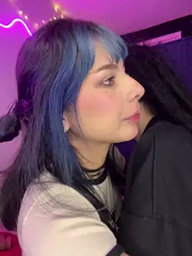 mavimist   online show from December 4, 2025, 1:48 am