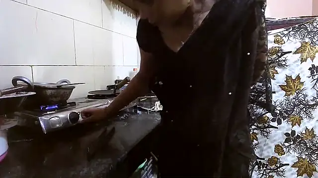 Rubi-Ji online show from November 16, 2025, 3:56 am