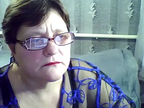 ElzaJewel online show from February 12, 2025, 7:35 pm