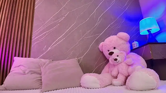 ariana jhonson1 online show from January 15, 2026, 12:10 pm