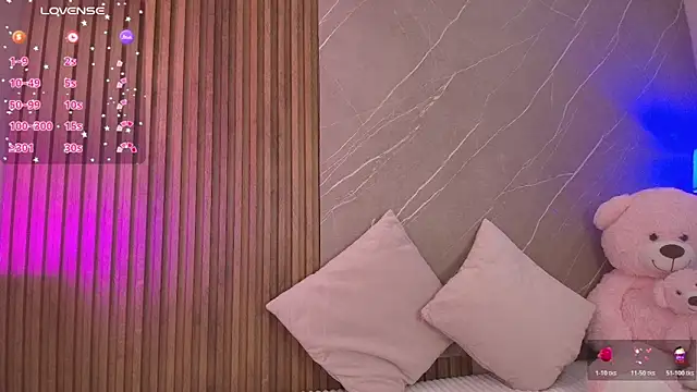 ariana jhonson1 online show from March 23, 2026, 12:42 pm