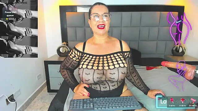 Your Lady Milf online show from September 23, 2025, 8:45 pm