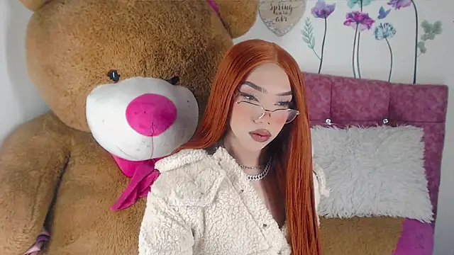 Khloe Leal online show from February 8, 2025, 9:04 pm