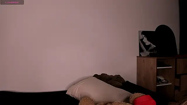 akirahattori online show from April 17, 2026, 5:32 am