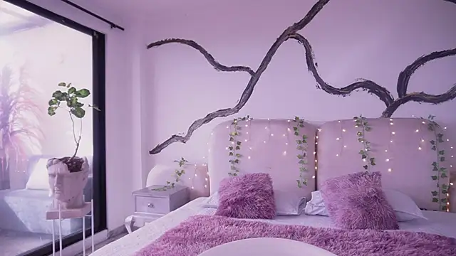 soidai miiu online show from September 16, 2025, 8:43 pm