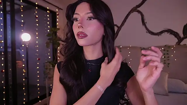 soidai miiu online show from November 20, 2025, 9:47 pm