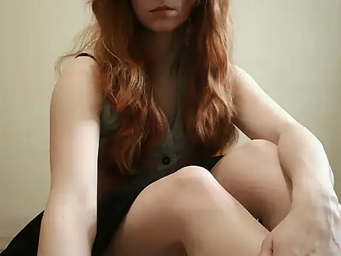  AliceOwen  online show from February 26, 2025, 11:37 pm
