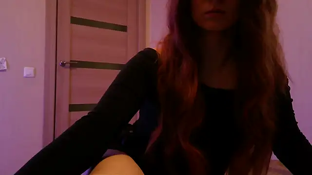 AliceOwen  online show from March 17, 2025, 10:28 pm