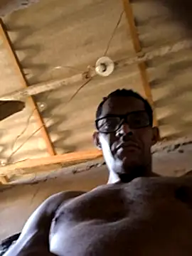 Renato571 online show from April 4, 2026, 7:22 pm