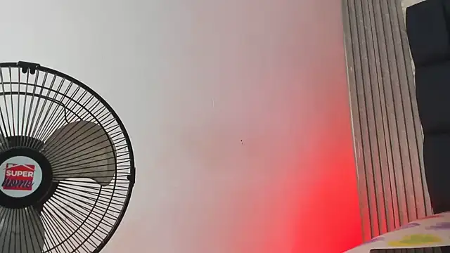 Snapshot of Ashlyaurora chatting on November 6, 2025, 3:51 am Ashlyaurora online show from November 6, 2025, 3:51 am