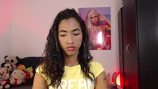 Alissemasiel online show from November 30, 2025, 6:34 pm