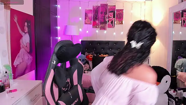 Alissemasiel online show from April 1, 2026, 4:48 pm