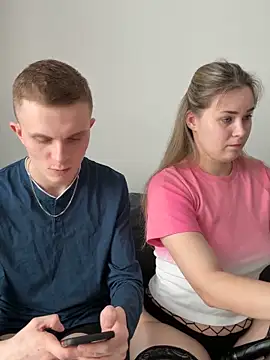 alisanikita online show from March 13, 2025, 8:26 am