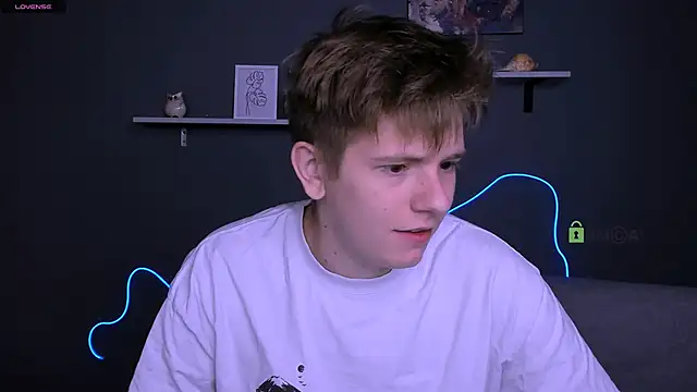 Snapshot of jimmie_hot chatting on September 28, 2025, 6:46 pm jimmie hot online show from September 28, 2025, 6:46 pm