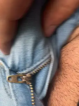 Snapshot of sark0606 chatting on February 10, 2025, 11:04 am sark0606 online show from February 10, 2025, 11:04 am