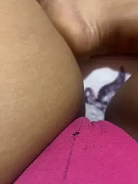 tunenarica22 online show from April 19, 2026, 6:07 pm