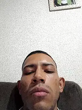 Mineirinho043 online show from February 21, 2025, 11:21 pm