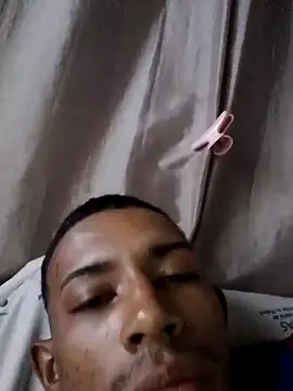 Mineirinho043 online show from February 25, 2025, 5:08 am