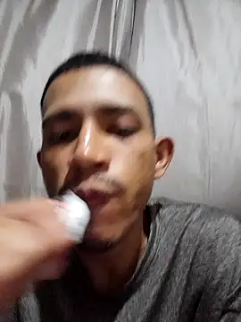 Mineirinho043 online show from March 2, 2025, 10:27 pm