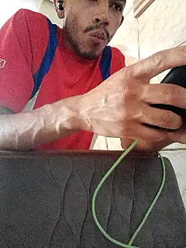 Mineirinho043 online show from March 14, 2025, 5:13 pm