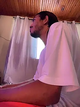 Mineirinho043 online show from April 14, 2026, 2:34 pm