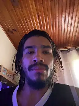 Mineirinho043 online show from May 23, 2026, 2:21 pm