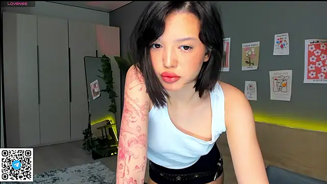 RikoAsada online show from March 3, 2026, 6:52 am