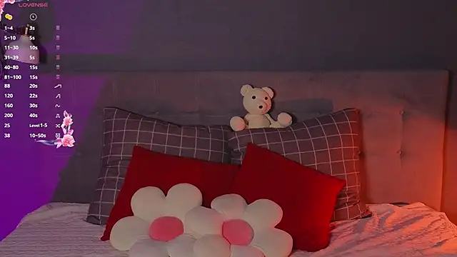 soft babe online show from March 19, 2026, 8:35 pm