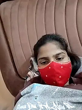 fuungirl38 online show from October 25, 2025, 5:08 pm